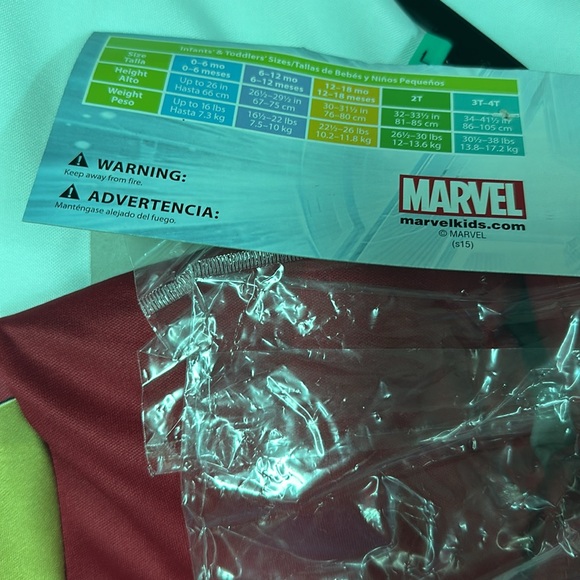 Avengers Ironman Halloween Costume, Jumpsuit and Mask, Boys 3T-4T - Picture 5 of 8